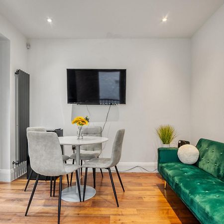 2 Bed 2 Bath Balcony View Wimbledon Tennis Vila Londres Exterior foto