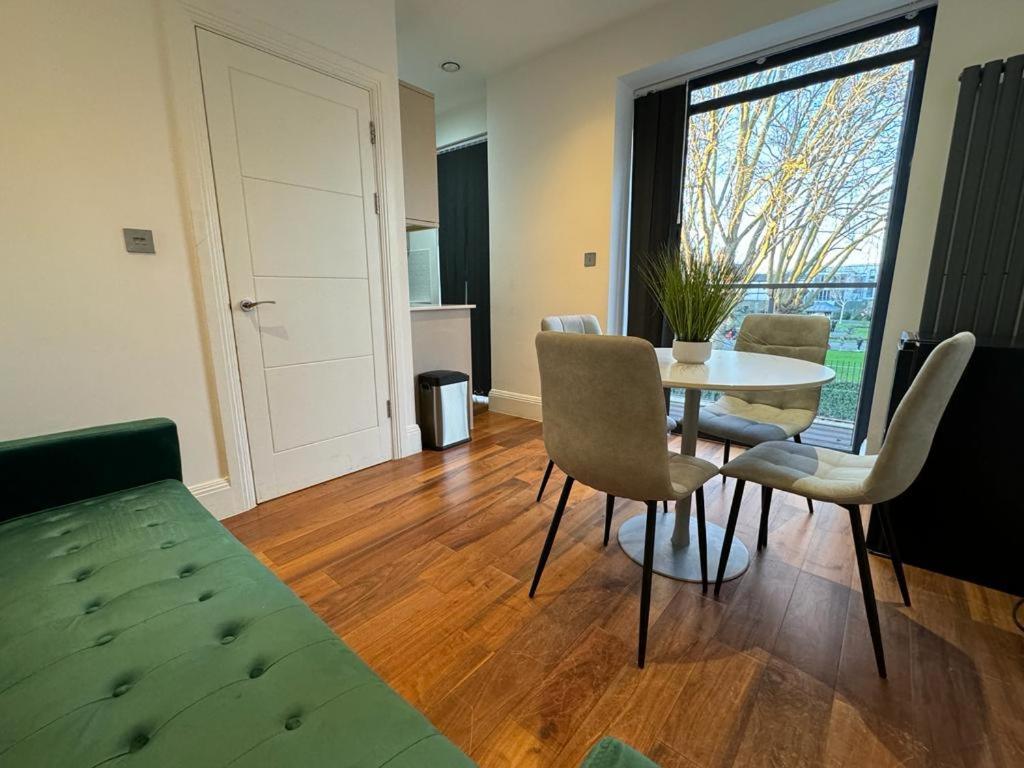2 Bed 2 Bath Balcony View Wimbledon Tennis Vila Londres Exterior foto